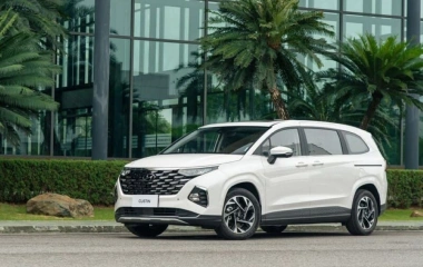 Giá Xe Hyundai Custin: Lăn Bánh & Thông Số Kỹ Thuật (Update 10/2024)