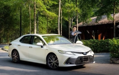 Tổng hợp 10+ phụ kiện cho xe Toyota Camry độ hot năm 2026