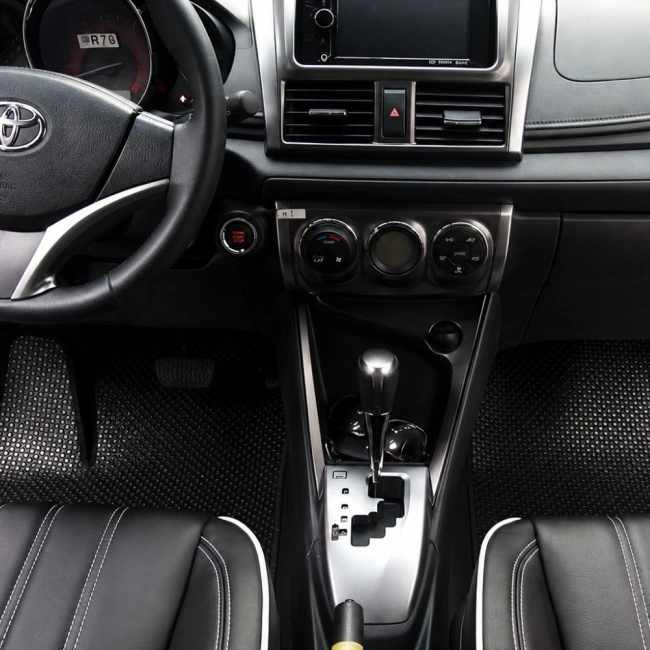 Thảm Lót Sàn Ô Tô KATA Cho Xe Yaris Cross (Hybrid-HEV) 2026