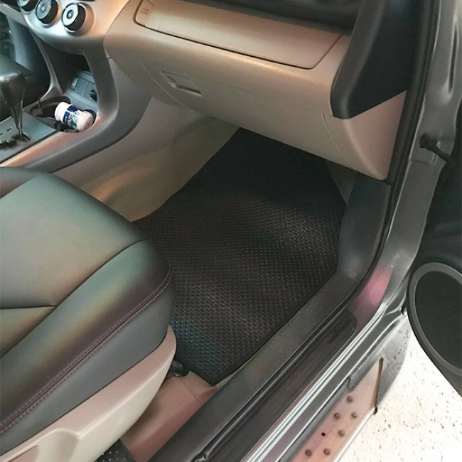 Thảm lót sàn ô tô Toyota RAV4