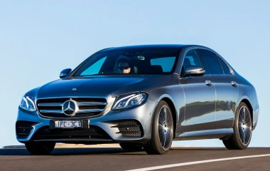 Giá Xe Mercedes E200 Lăn Bánh & Thông Số Kỹ Thuật (Update 6/2024)