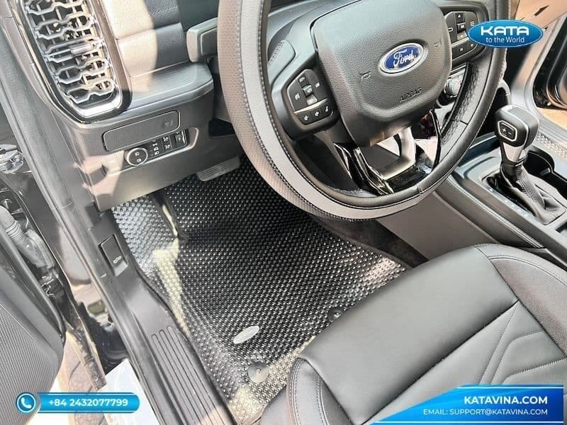 Thảm lót sàn KATA vừa khít trên xe Ford Everest