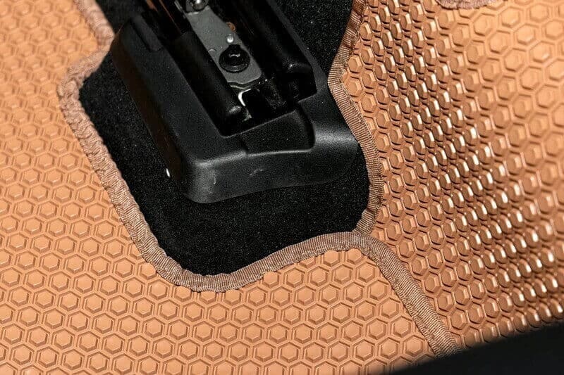 Thảm Mazda của KATA vừa khít tới từng chi tiết nhỏ