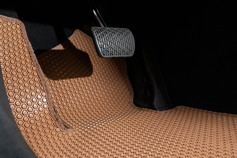 Mẫu thảm lót sàn ô tô chăm sóc tốt sàn xe của bạn