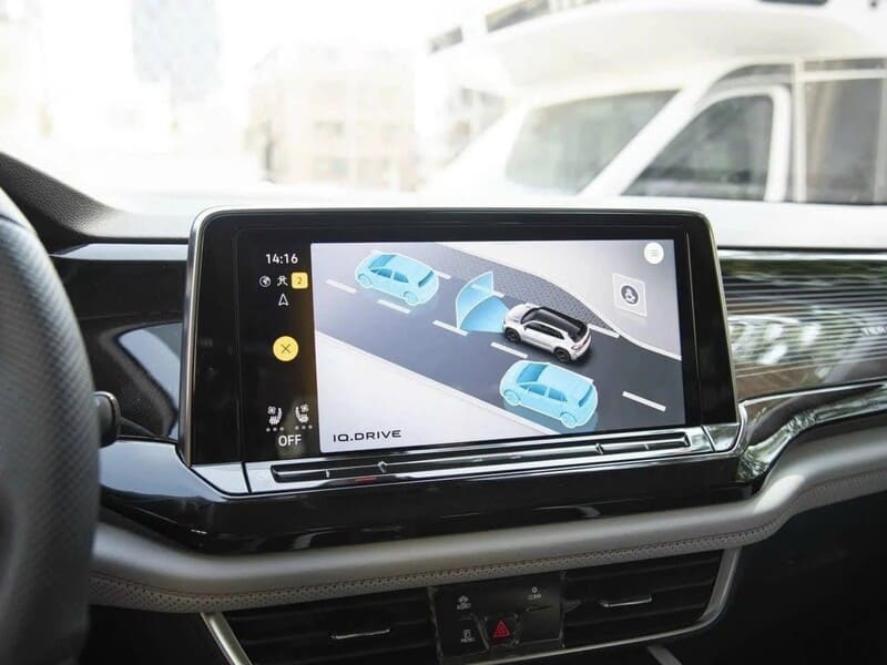 Màn hình cảm ứng trên xe Volkswagen Teramont X 2023 hiện đại, thông minh