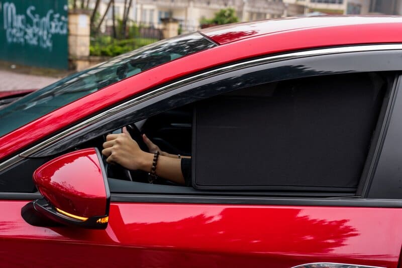 Rèm che nắng ô tô cao cấp của KATA khi lắp đặt lên xe