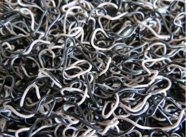 thảm nhựa rối lót sàn ô tô có tốt không