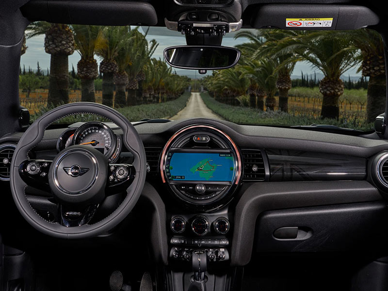 Khoang lái Mini Cooper