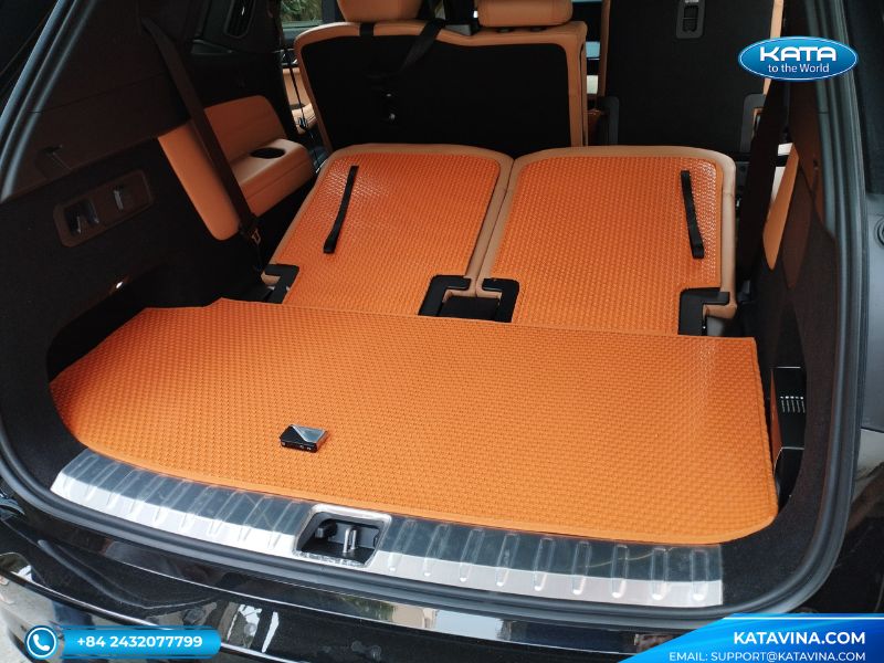 Lynk & Co lắp thảm lót sàn KATA