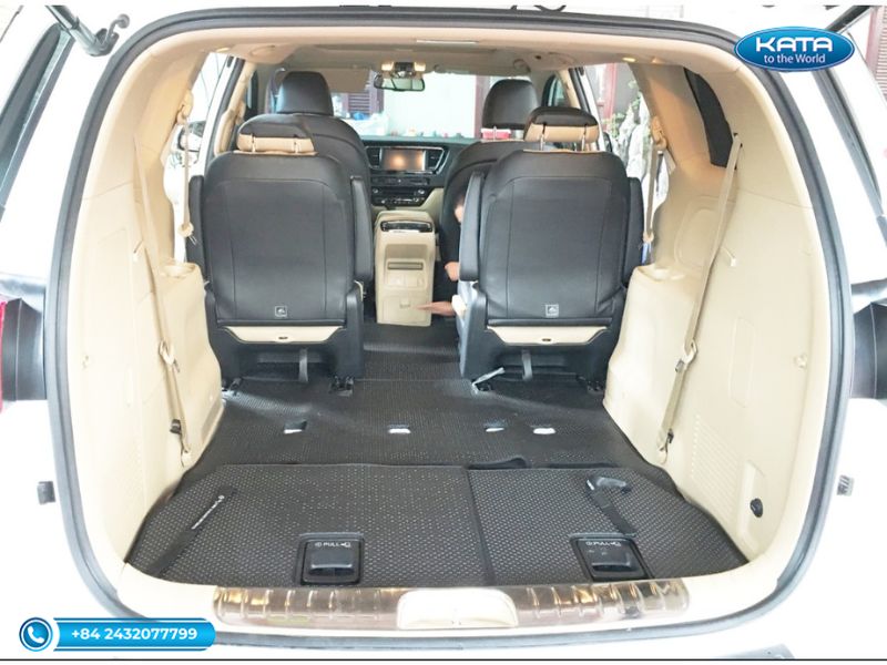 Thảm lót cốp, ốp lưng ghế hàng 3 ô tô Kia Rondo