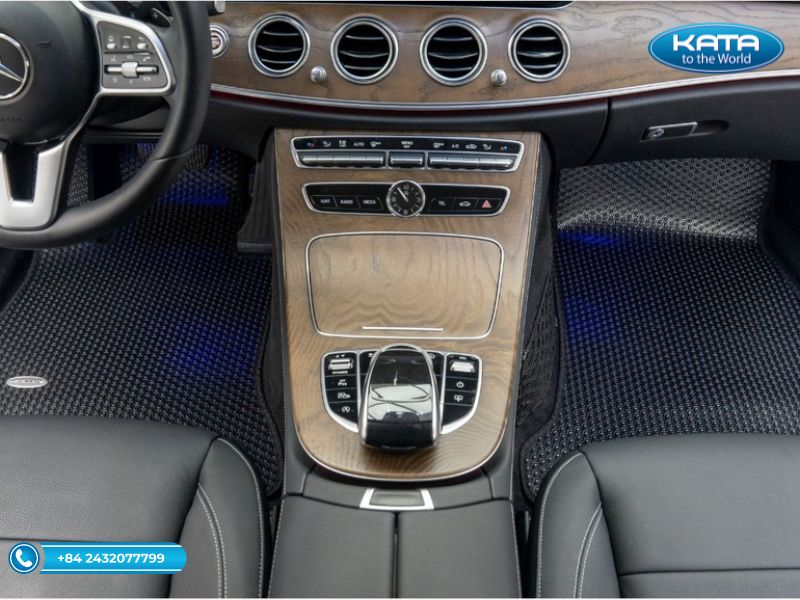 thảm lót sàn Mercedes-AMG C 43