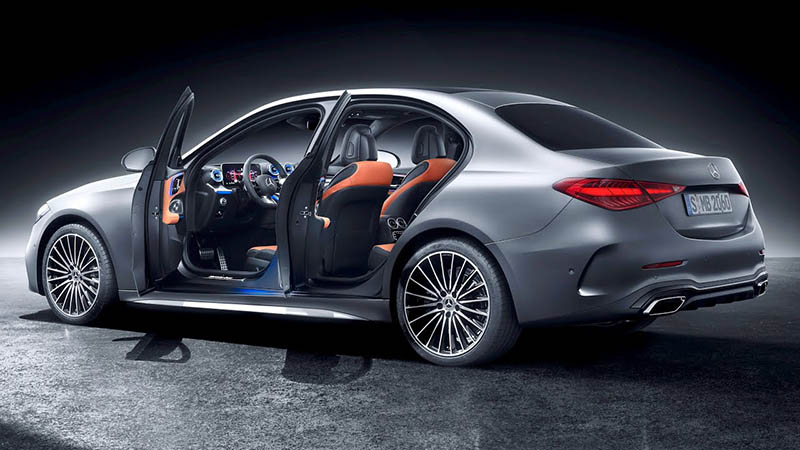 Xe Mercedes C180 AMG 2022 cần loại thảm lót sàn ô tô riêng