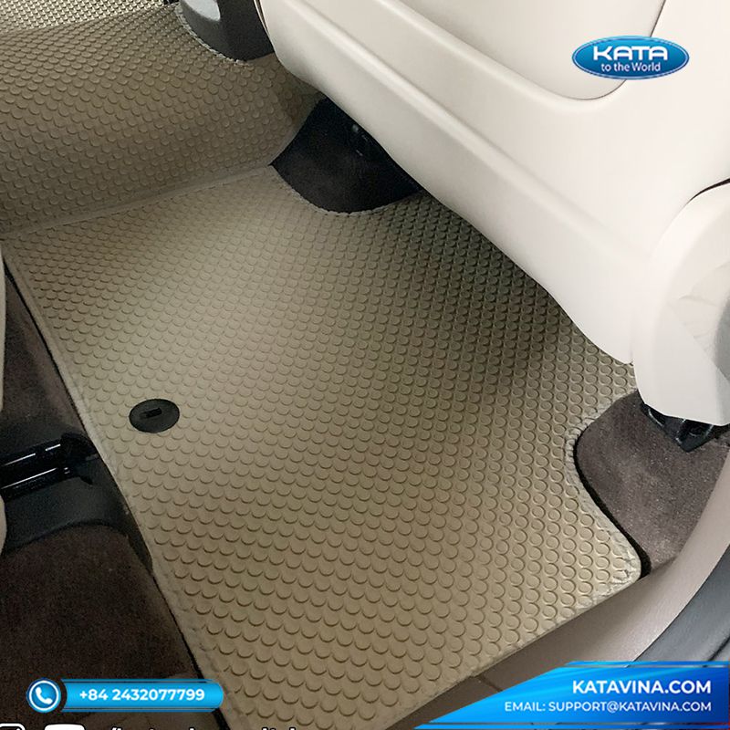 Thảm lót sàn xe Genesis GV80 vệ sinh và lau khô chỉ trong 30 phút
