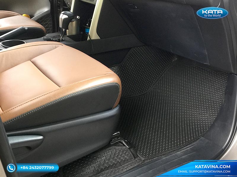 thảm lót sàn Toyota Innova full option