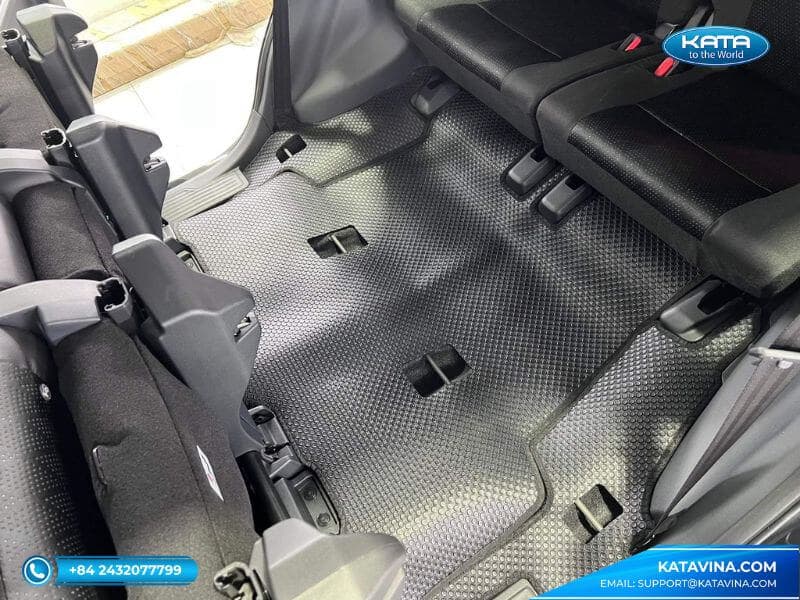 Thảm lót sàn ô tô Toyota Veloz Cross 2024 màu đen ghế hàng 3