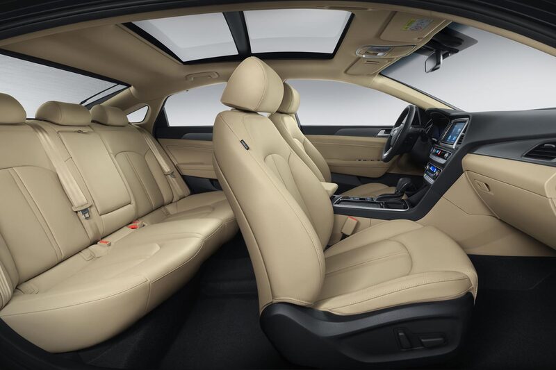 Khoang hành khách của Hyundai Sonata 2024 tinh tế