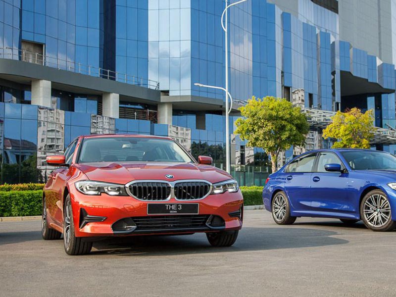 BMW 320i nổi bật với thiết kế cửa gió đặc trưng