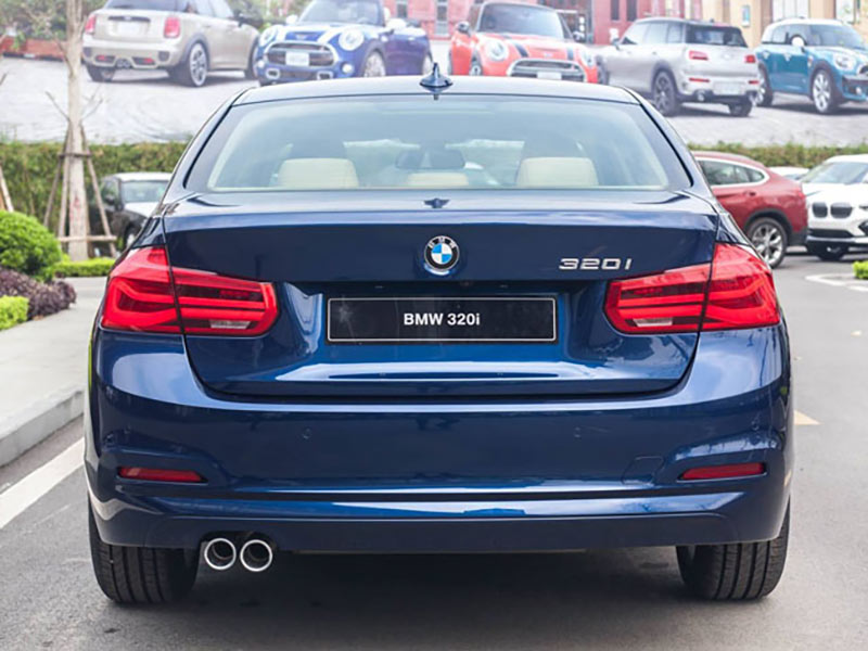 ống xả thể thao của 320i