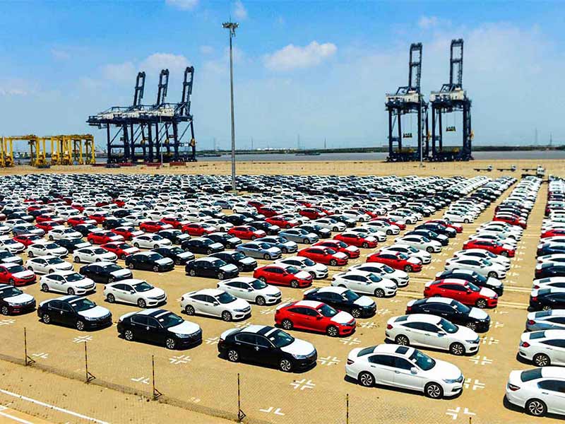 thuế của xe hơi nhập khẩu 