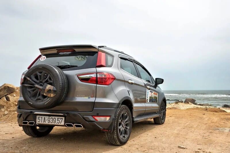 Đuôi xe của chiếc Ford Ecosport đang có phần kém hơn đối thủ
