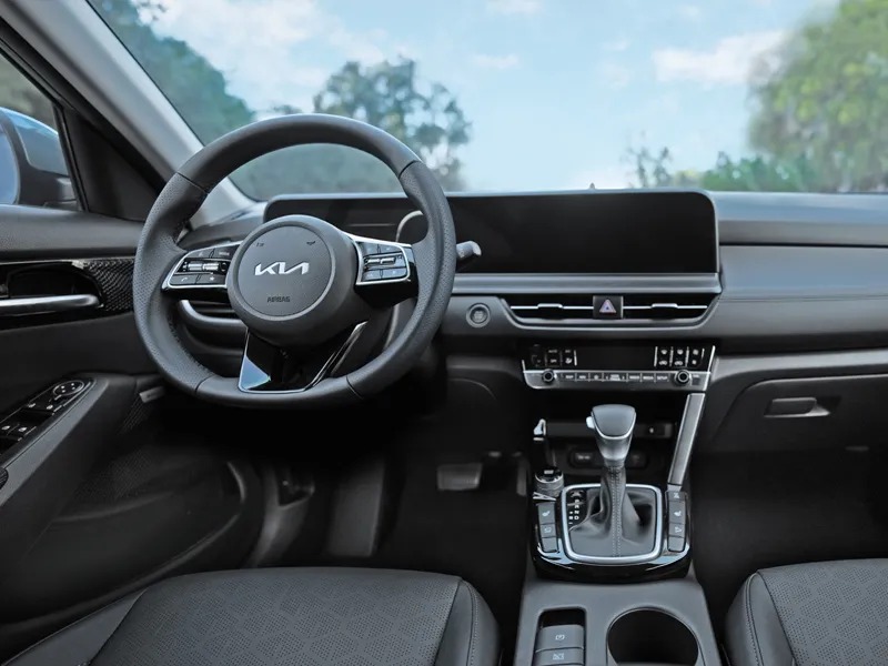 Màn hình cực lớn 10,25 inch của KIA Seltos phiên bản cao cấp Premium