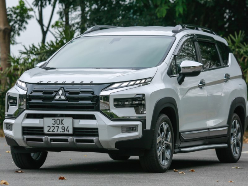 Mitsubishi Xpander có tính năng tự động