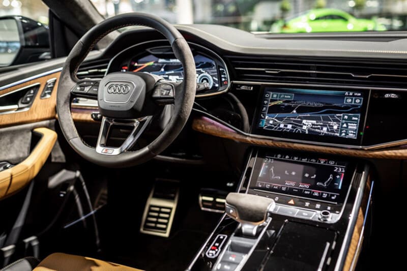 Chiêm ngưỡng nội thất chiếc Audi đắt đỏ