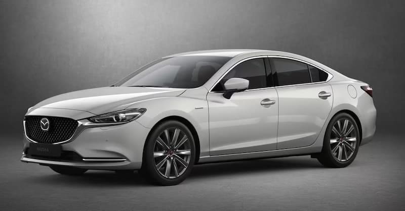 Hình ảnh xe Mazda 6 2023 màu trắng