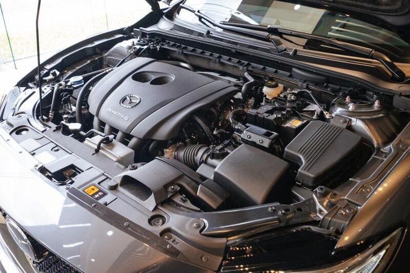 Mazda 6 2023 sở hữu động cơ SkyActiv mạnh mẽ