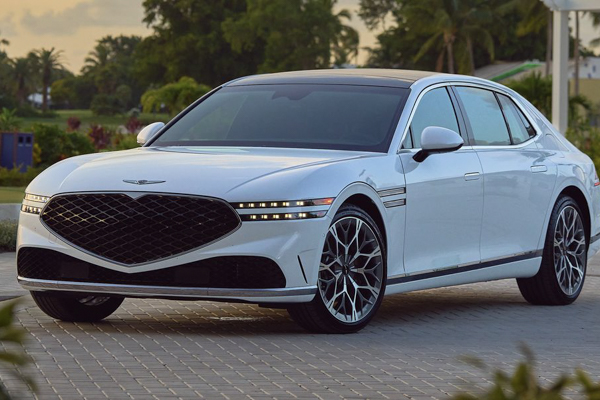 Genesis G90 có thiết kế tinh tế và hiện đại hàng đầu