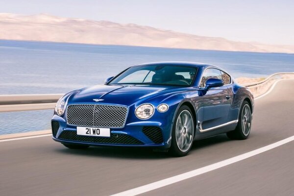 Bentley Continental GT là một dòng xe grand tourer hạng sang