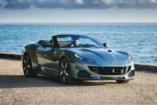 Ferrari Portofino M là mẫu xe thể thao mui trần với 4 ghế ngồi