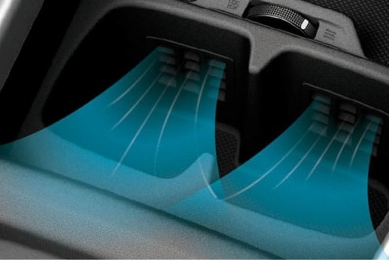 Đánh giá nội-ngoại thất của Suzuki XL7 2022